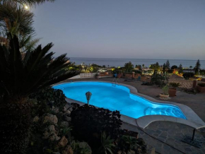 Panoramic Sea View Apartment